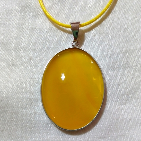 Yellow golden chalcedony Gemstone pendant necklace, chalcedony, yellow, jewelry - Picture 1 of 6